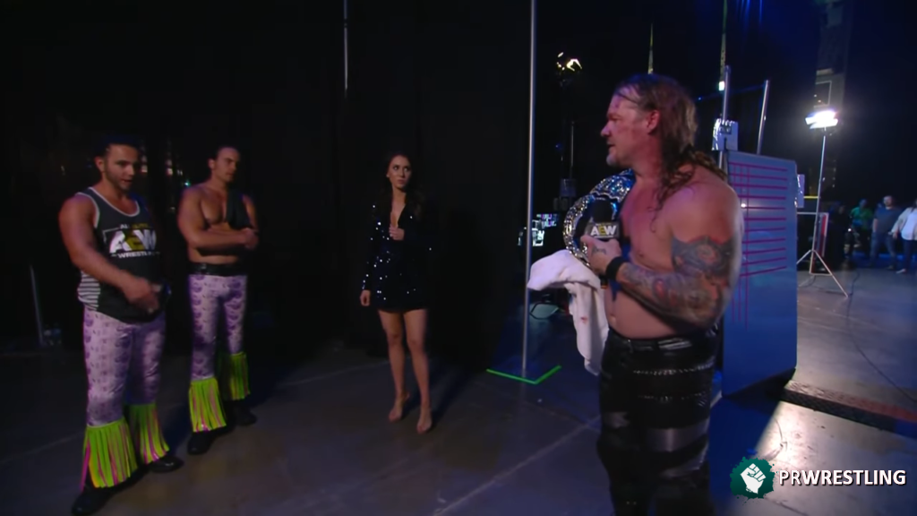 Video: Jericho insulta a luchadores tras victoria; Pac se encuentra con Page