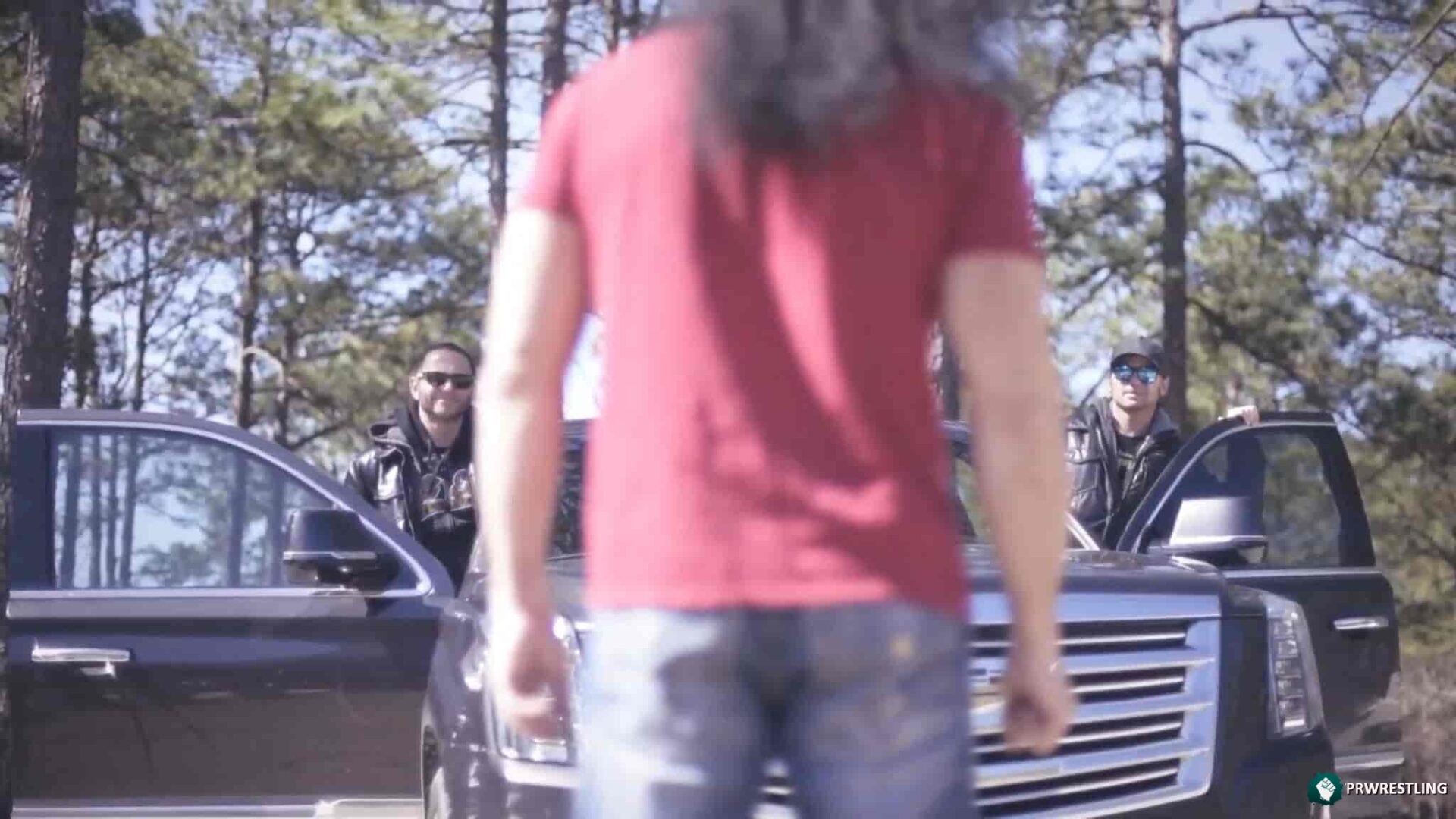 Video: Los Young Bucks visitan a Matt Hardy