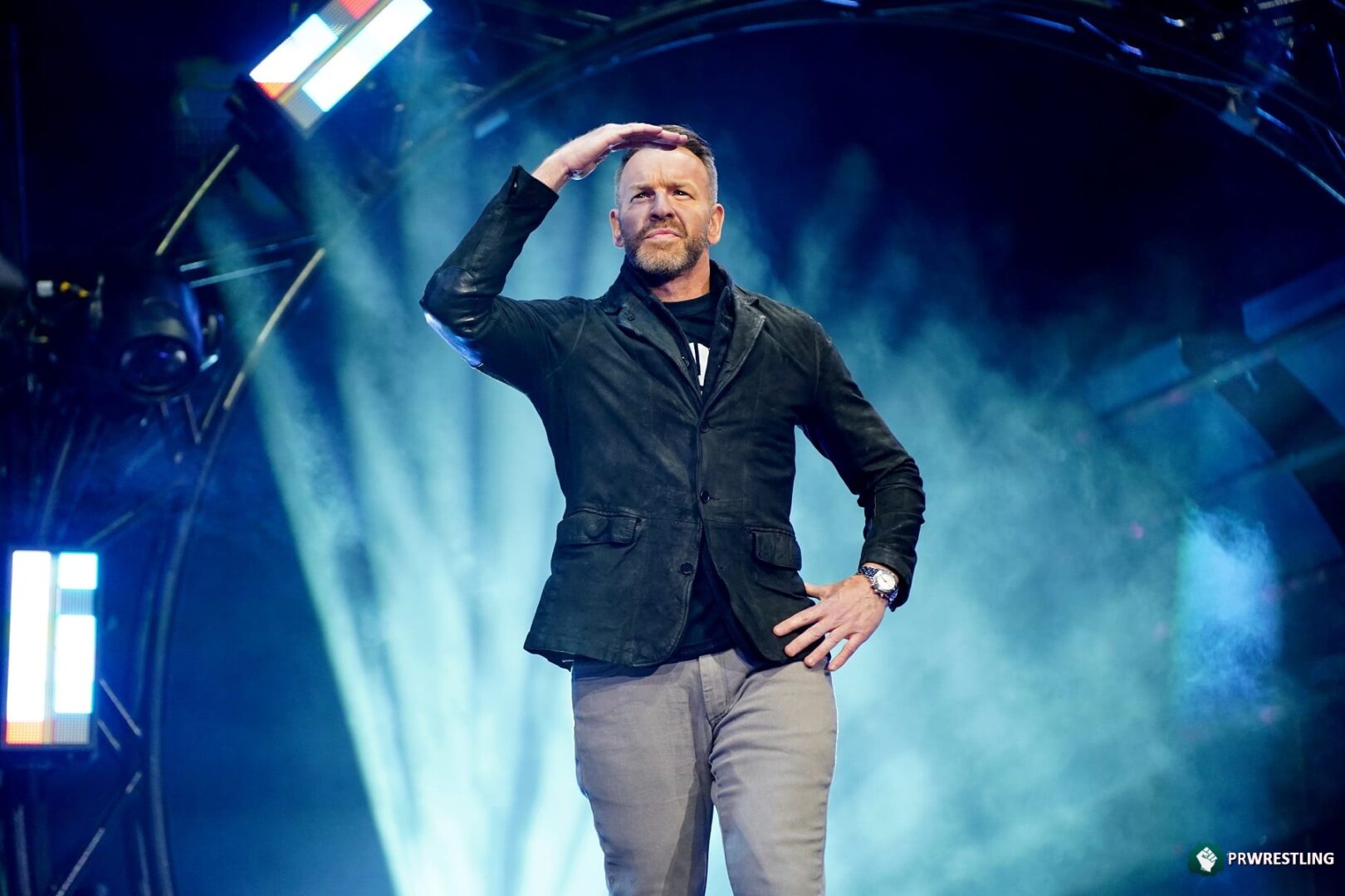 Paul Heyman dice Christian huyó de Roman Reigns