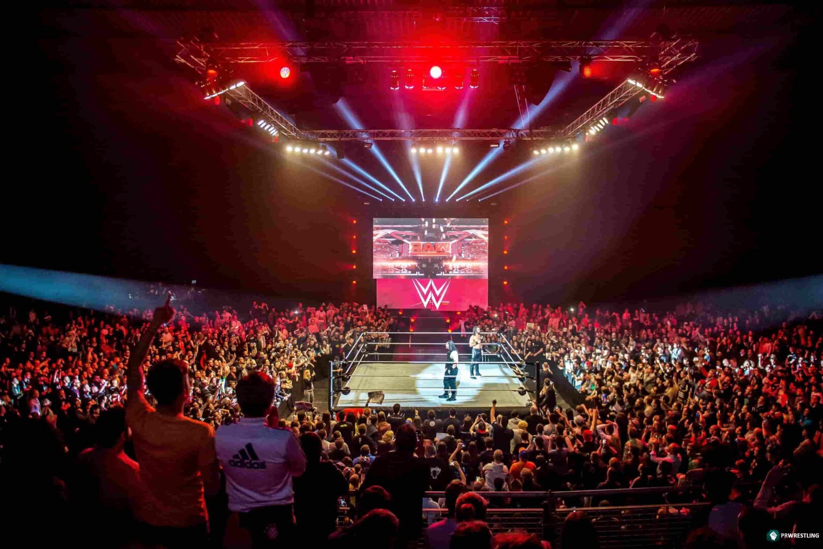WWE no tiene prisa en regresar a los eventos en vivo con fans