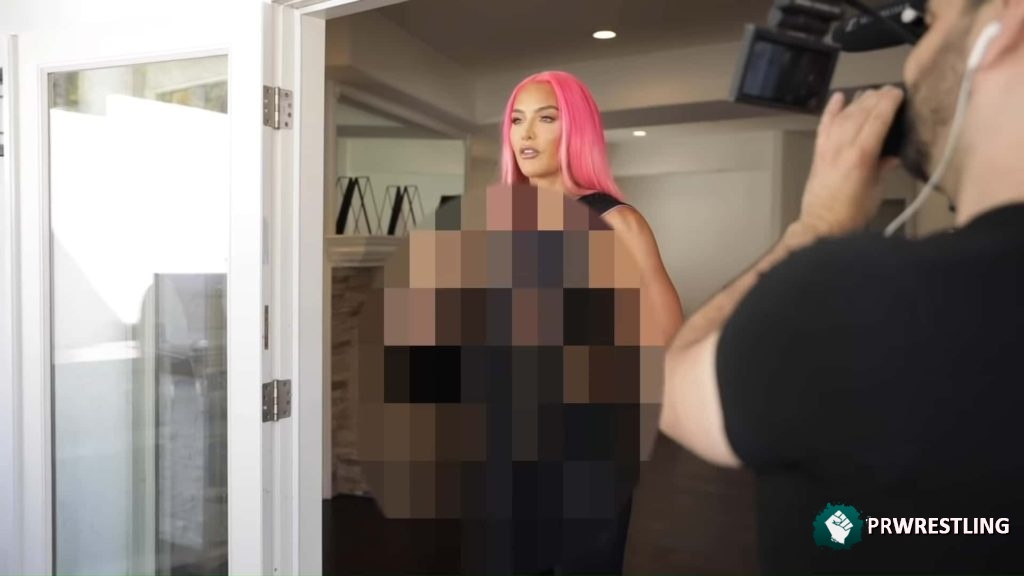 Video: Eva Marie ofrece adelanto de su nuevo atuendo de luchadora