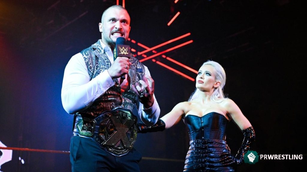 Foto: Karrion Kross compremete a Scarlett al matrimonio