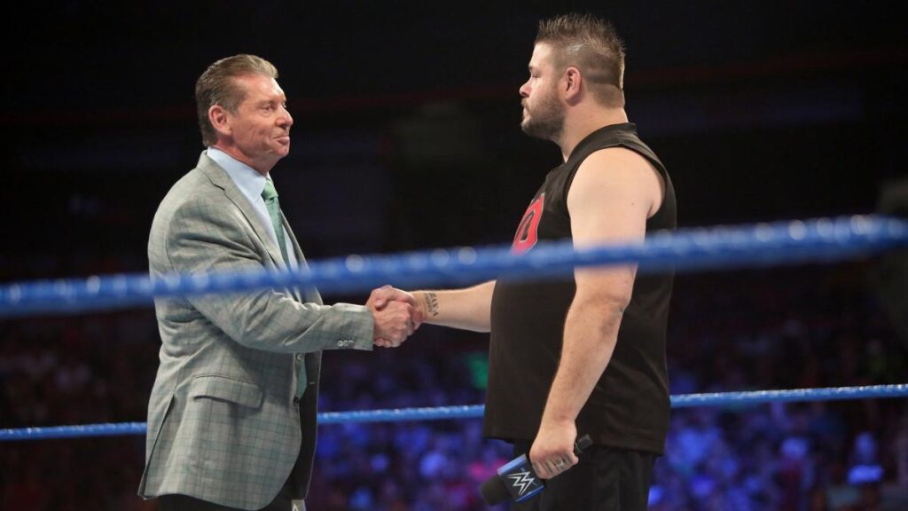 Revelan frustraciones tras bastidores de Vince McMahon con Kevin Owens en la WWE Vince McMahon y Kevin Owens