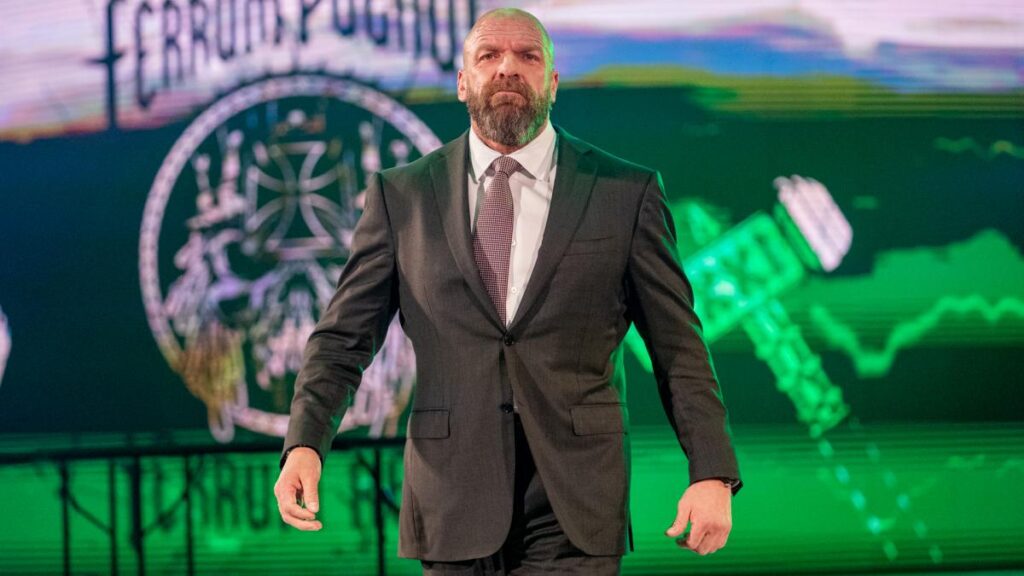 Reporte: Triple H trabaja en cambio de personaje para luchador