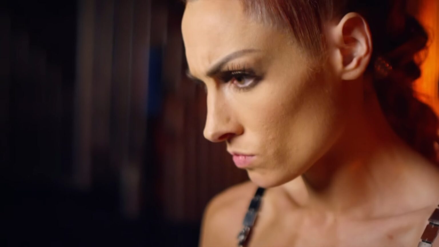 Becky Lynch revela llamada de Charlotte Flair antes de WWE SmackDown para ser parte de equipo en Survivor Series Becky ynch