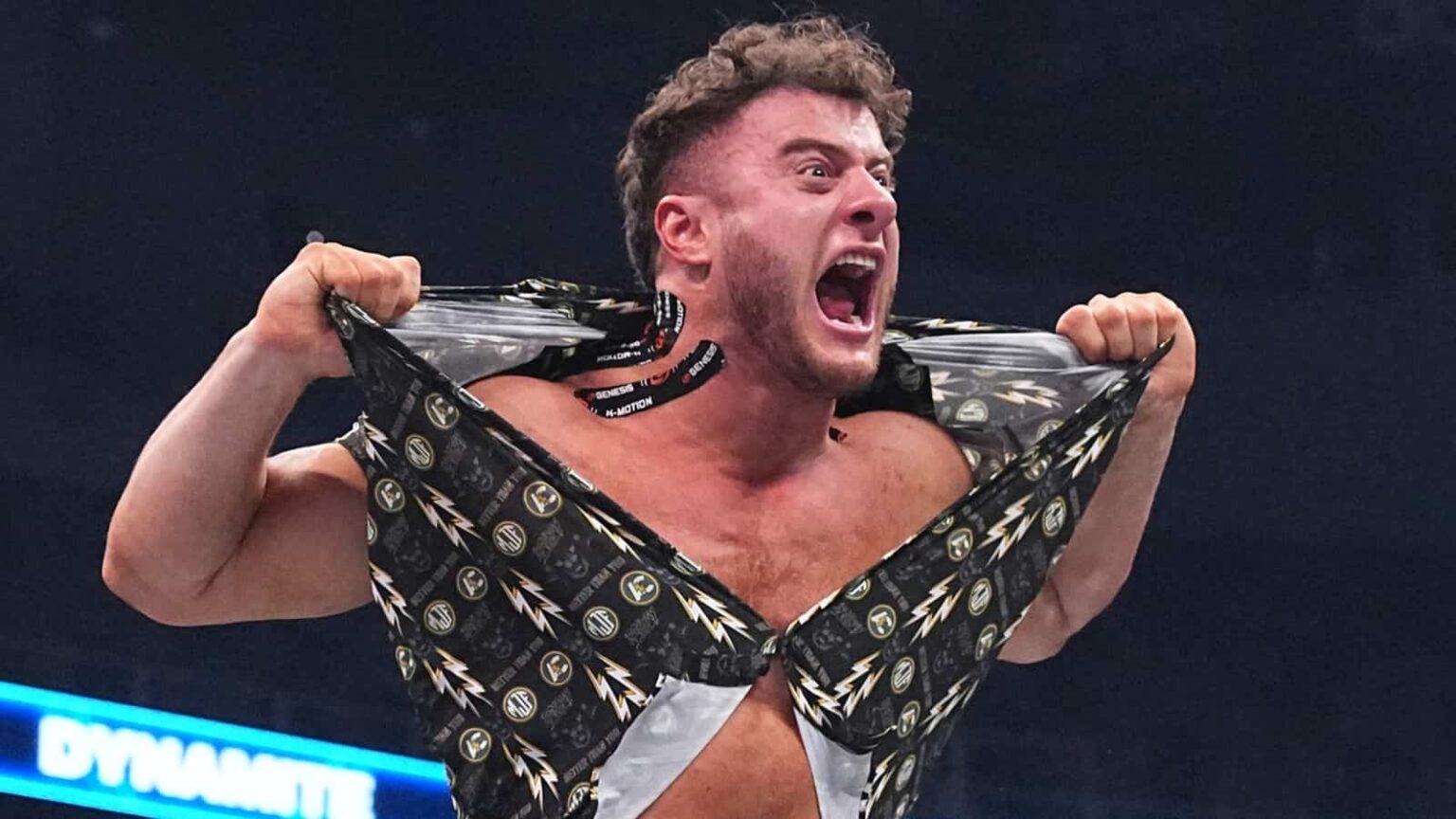 Roban pertenencia de MJF en Londres antes de AEW All In, emite comunicado MJF