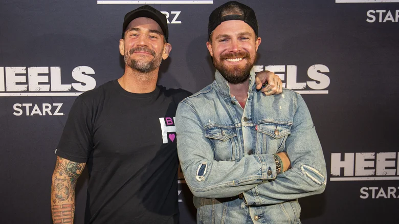 Amell y CM Punk