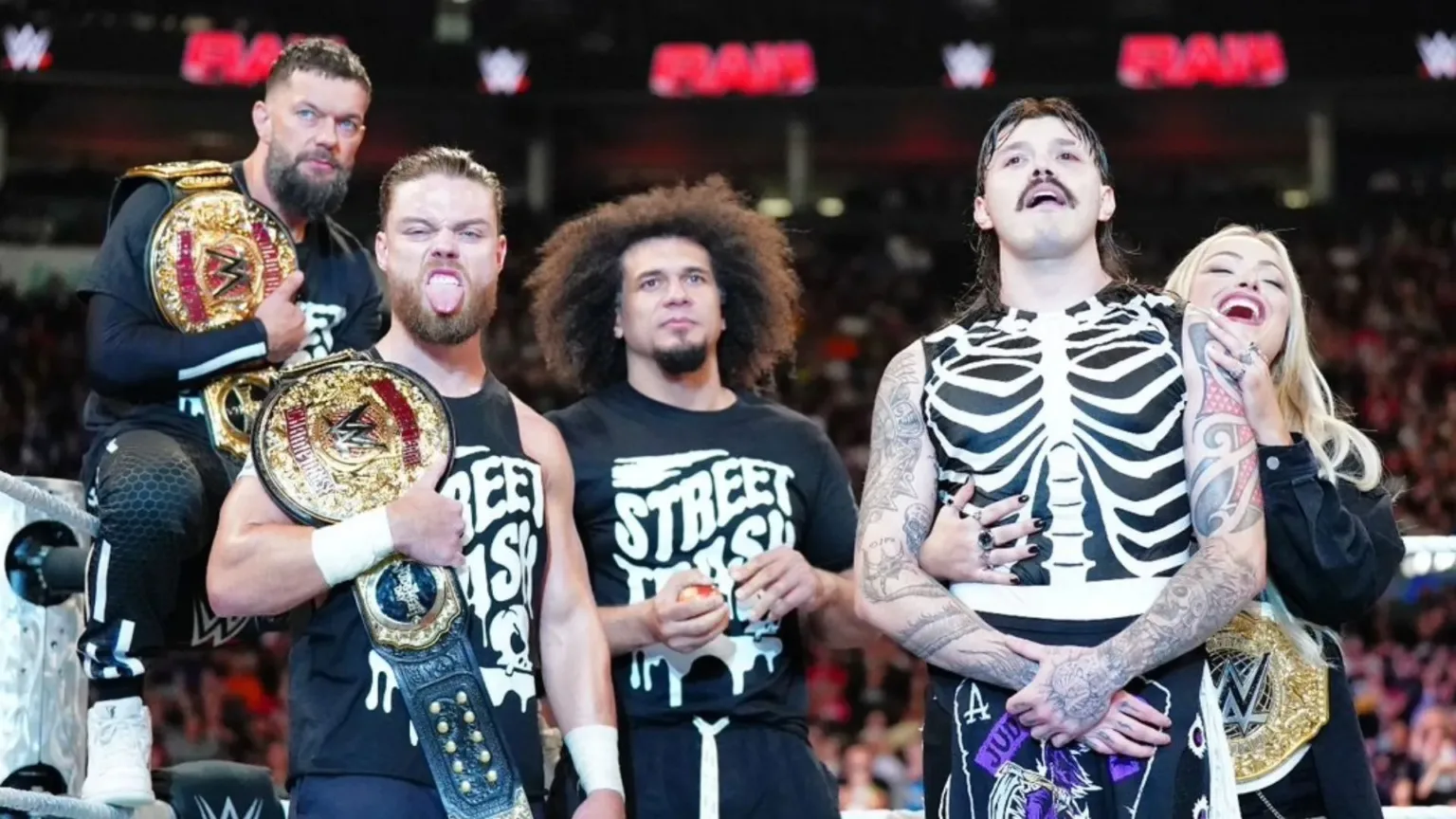 Actualización tras bastidores sobre posible molestia contra miembro de Judgment Day por comentarios controvertidos en WWE RAW; una estrella importante podría estar en problemas Judgment Day