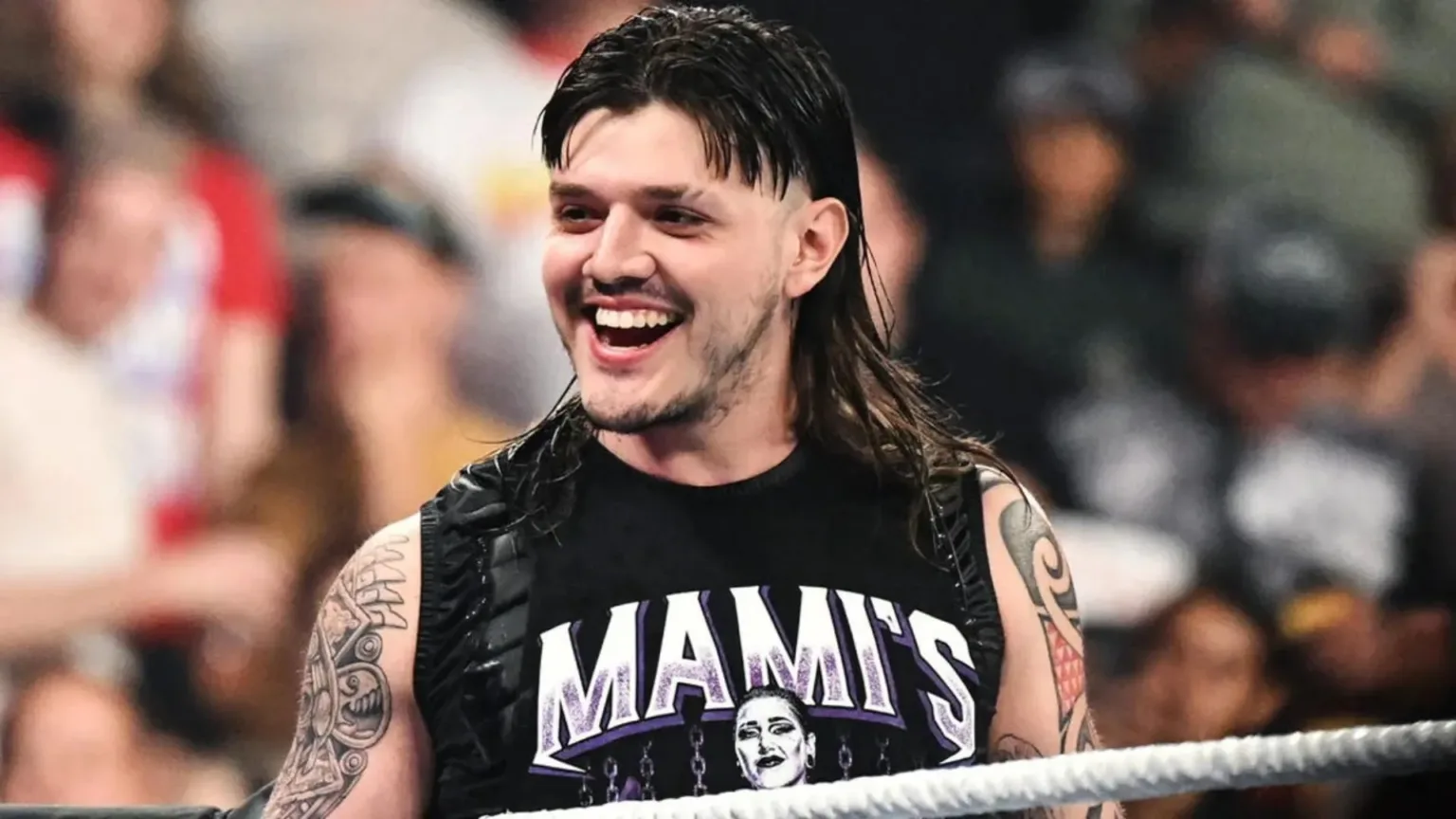 WWE: Dominik Mysterio habla sobre la posibilidad de defender el título intercontinental de la WWE contra John Cena, Samoa Joe habla sobre el tributo a Coquina Clutch durante el combate Cena vs. AJ Styles en Crown Jewel Perth, Alexa Bliss dice que propuso su actual lucha en parejas con Charlotte Flair Dominik Mysterio