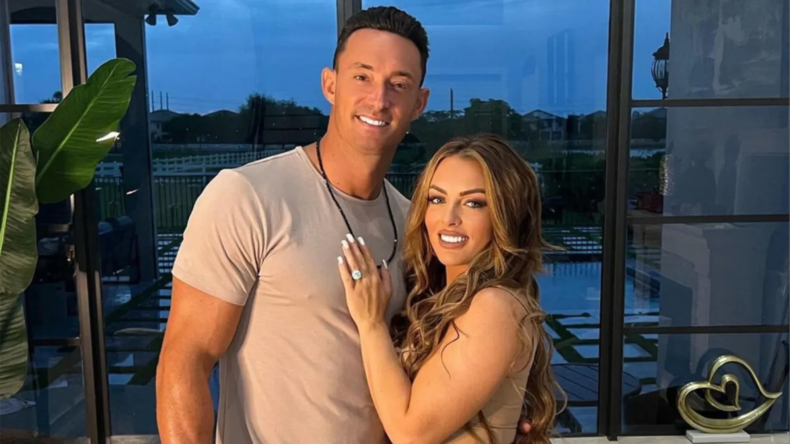 Varias estrellas de la WWE fueron vistas en la boda de Mandy Rose Mandy Rose