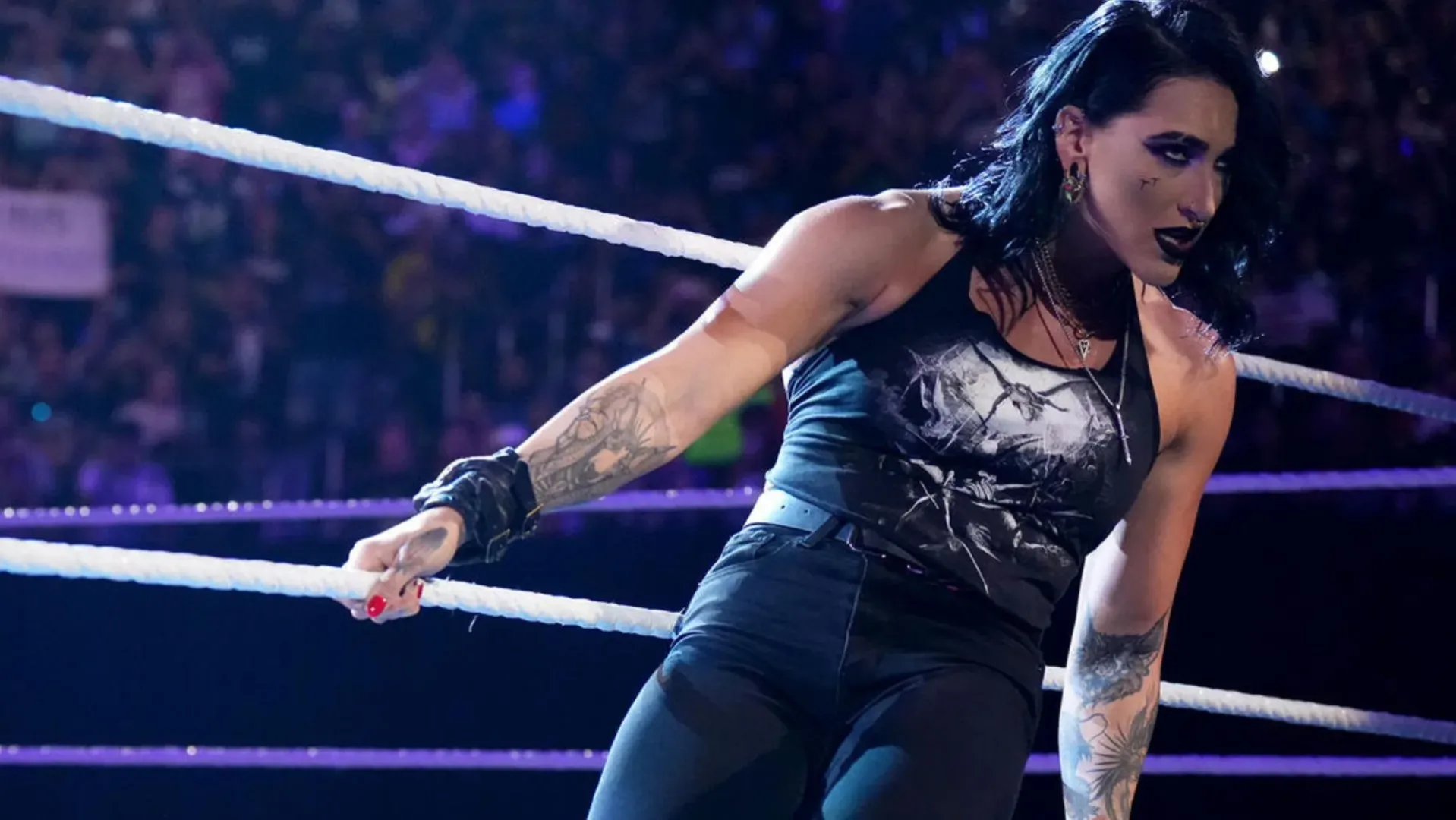 Una importante estrella de la WWE comparte un adelanto de una posible alianza con Rhea Ripley Rhea R