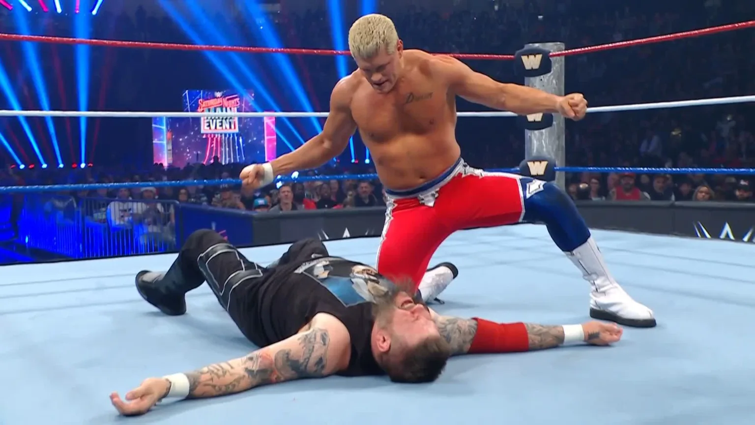 Resultados WWE Saturday Night’s Main Event: Cody Rhodes defiende ante Kevin Owens, se corona primera campeona EEUU Cody Owens