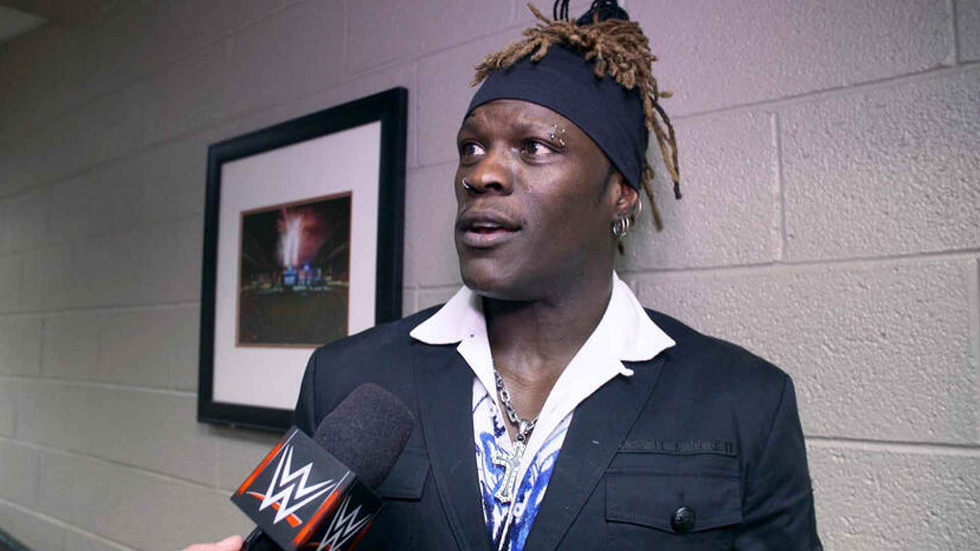 R Truth