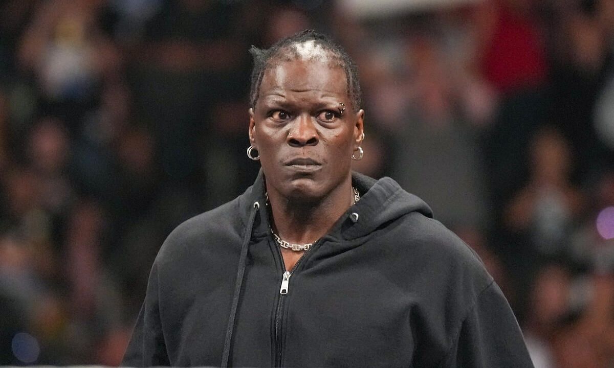 R Truth