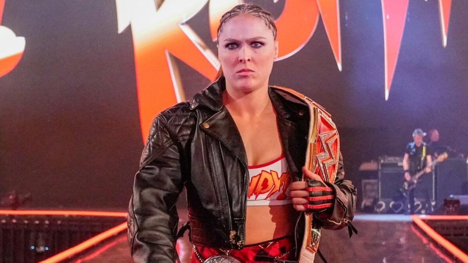 Leyenda de la WWE afirma que “a nadie le importa Ronda Rousey” Ronda Rousey