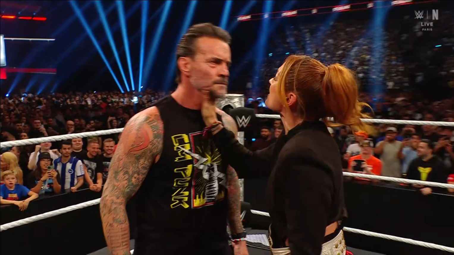 Punk y Becky Raw