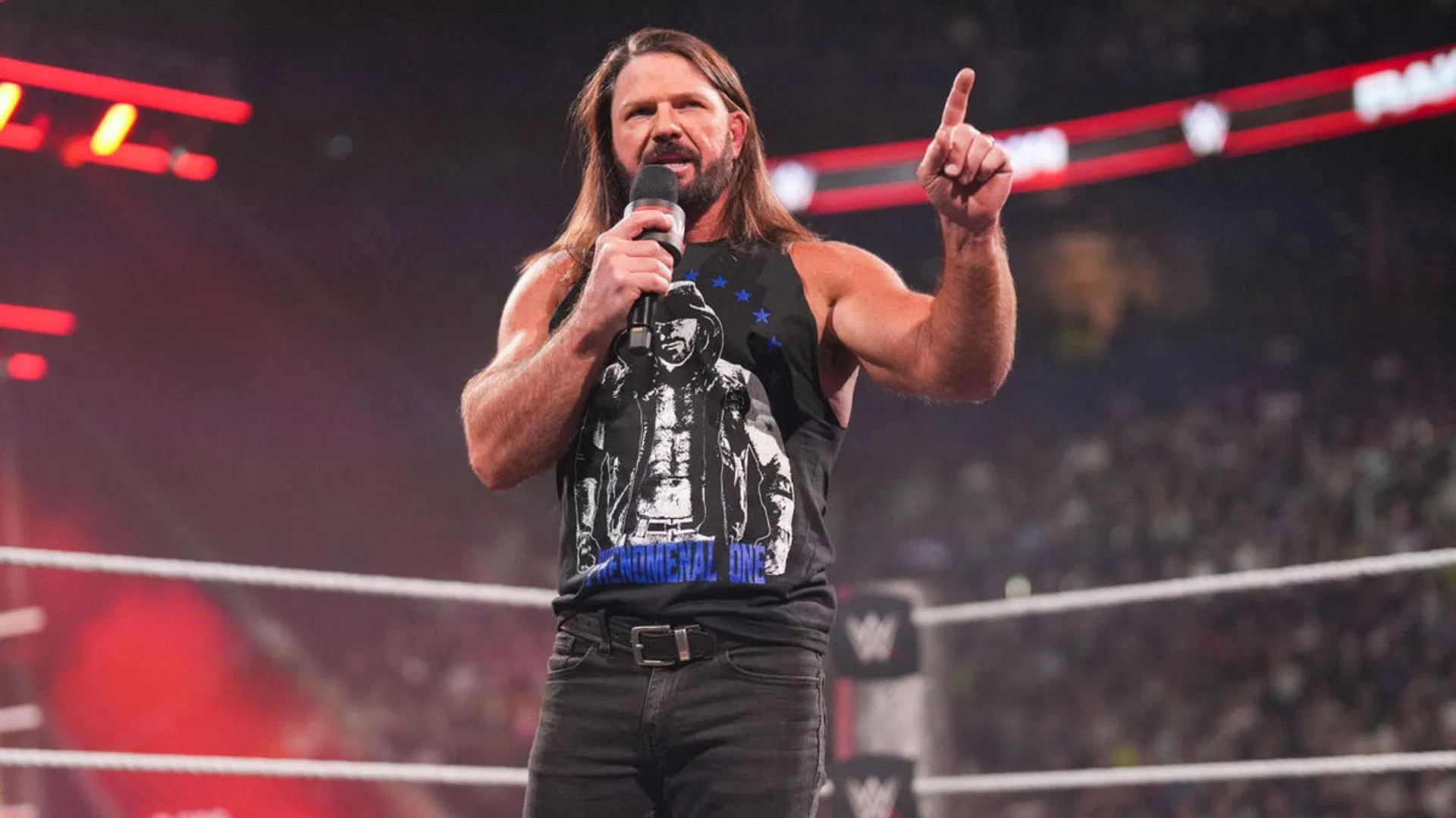 La lucha de AJ Styles en el Royal Rumble plantea grandes preguntas para la WWE aj