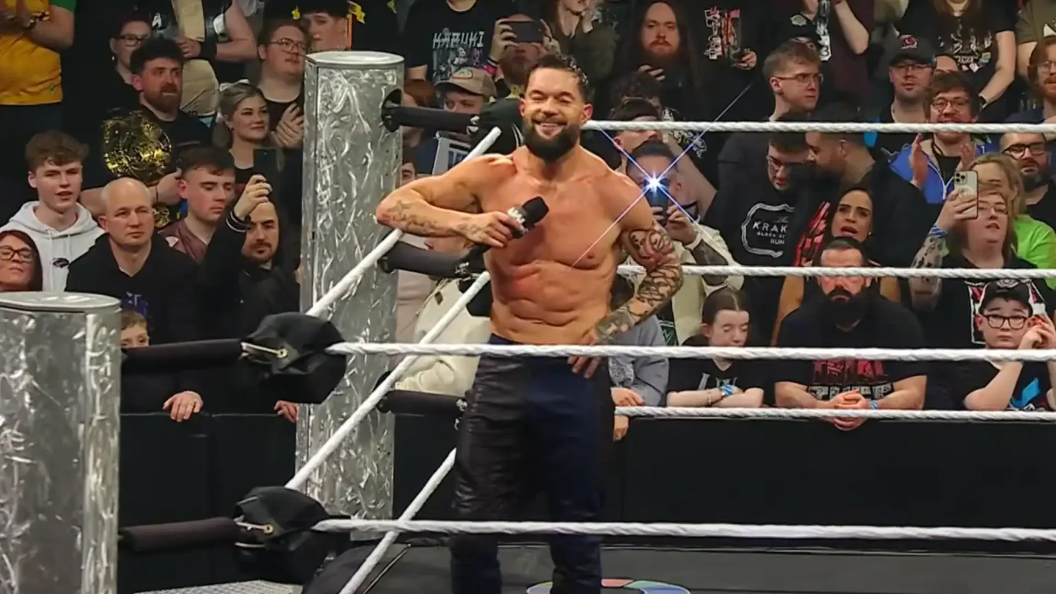 Finn Bálor declara Raw en Irlanda “la noche más memorable de mi carrera” Finn