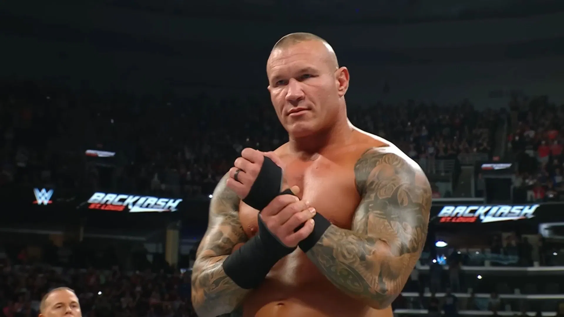 La misteriosa persona de Randy Orton posiblemente revelada Randy Orton