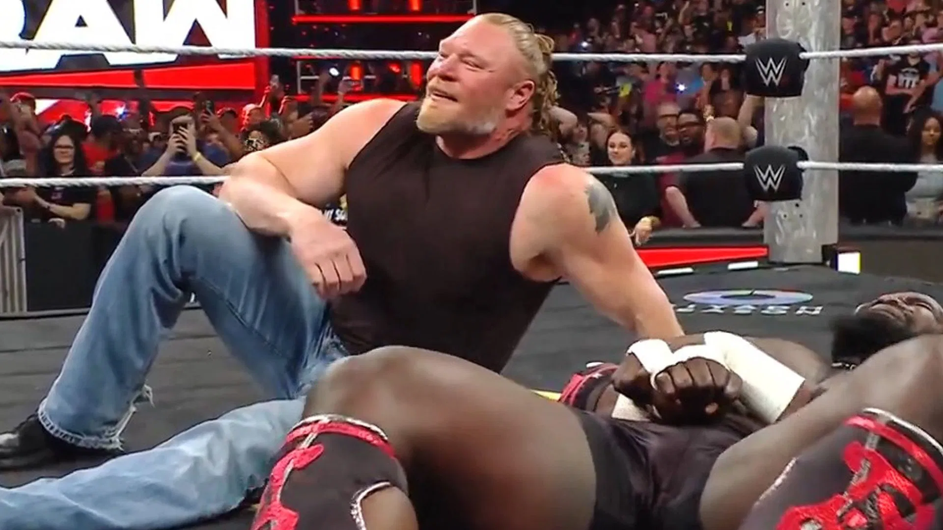 3 razones por las que Brock Lesnar salió de su retiro de la WWE Lesnar Raw