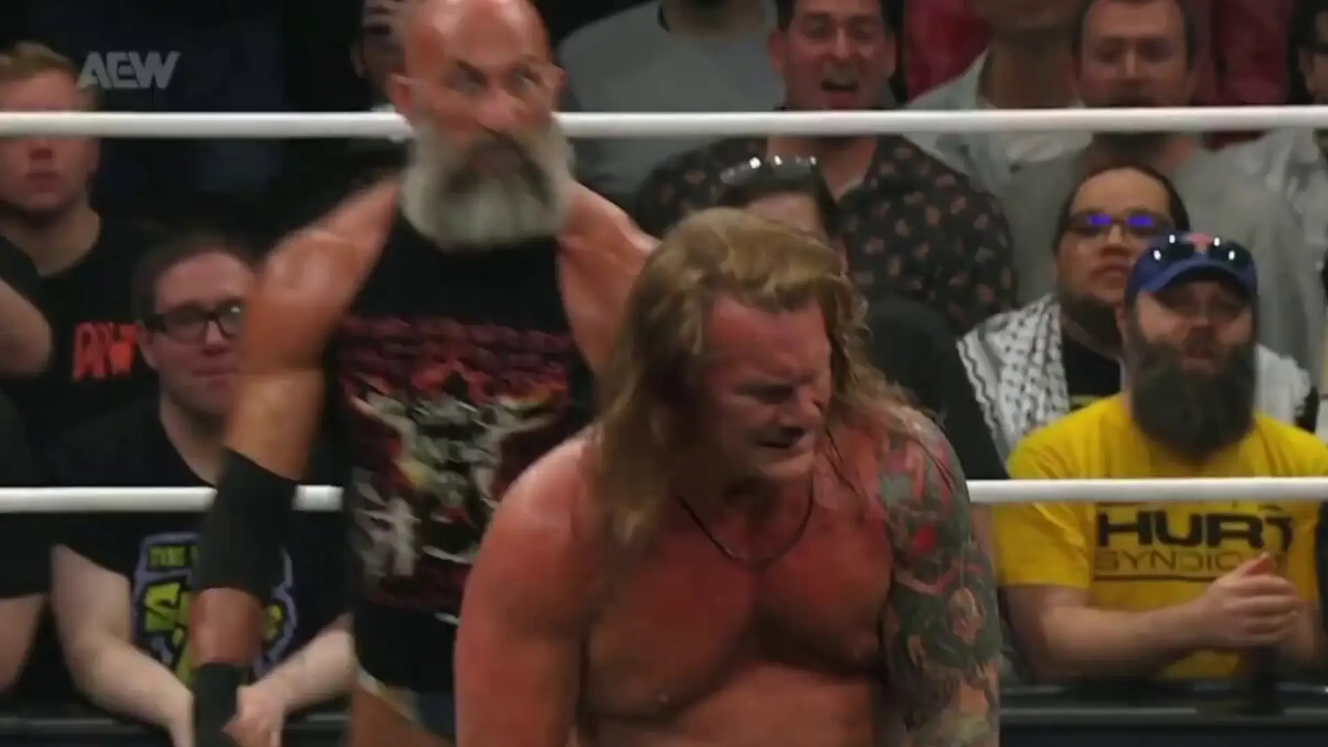 Ciampa desata un sangriento ataque sobre Chris Jericho en AEW Collision Ciampa y Jericho