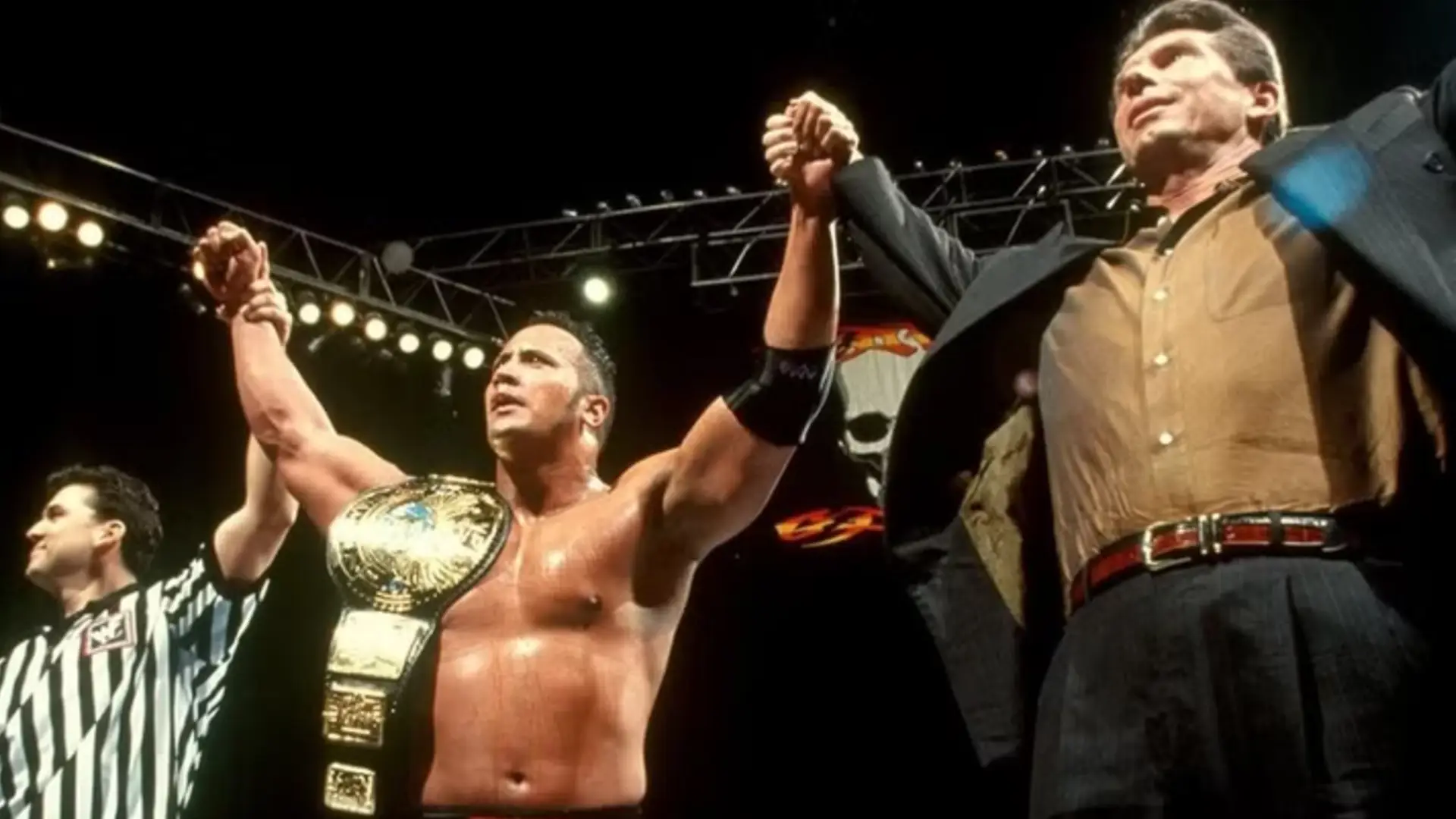 El “Attitude Era” fue el mejor periodo de la WWE, según la fanaticada Rock y Vince