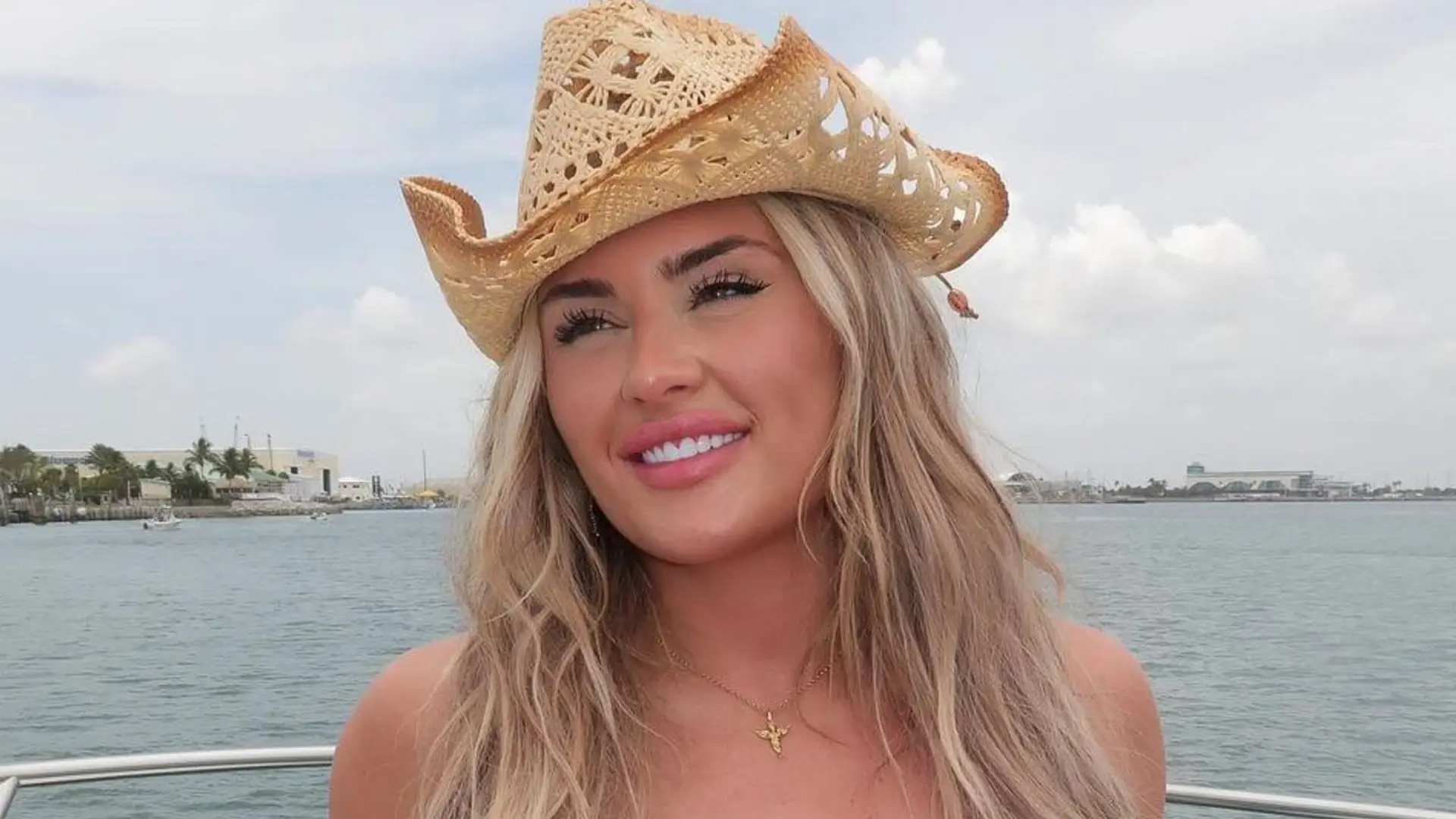 Tiffany Stratton de visita en Puerto Rico Tiffany Stratton