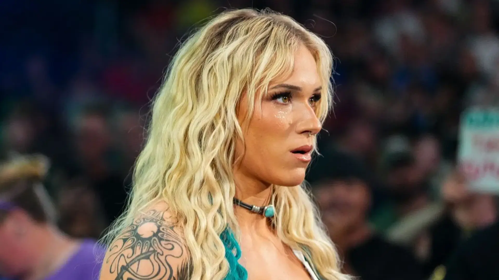 Sol Ruca revela la verdad sobre el vestuario femenino de WWE Sol Ruca