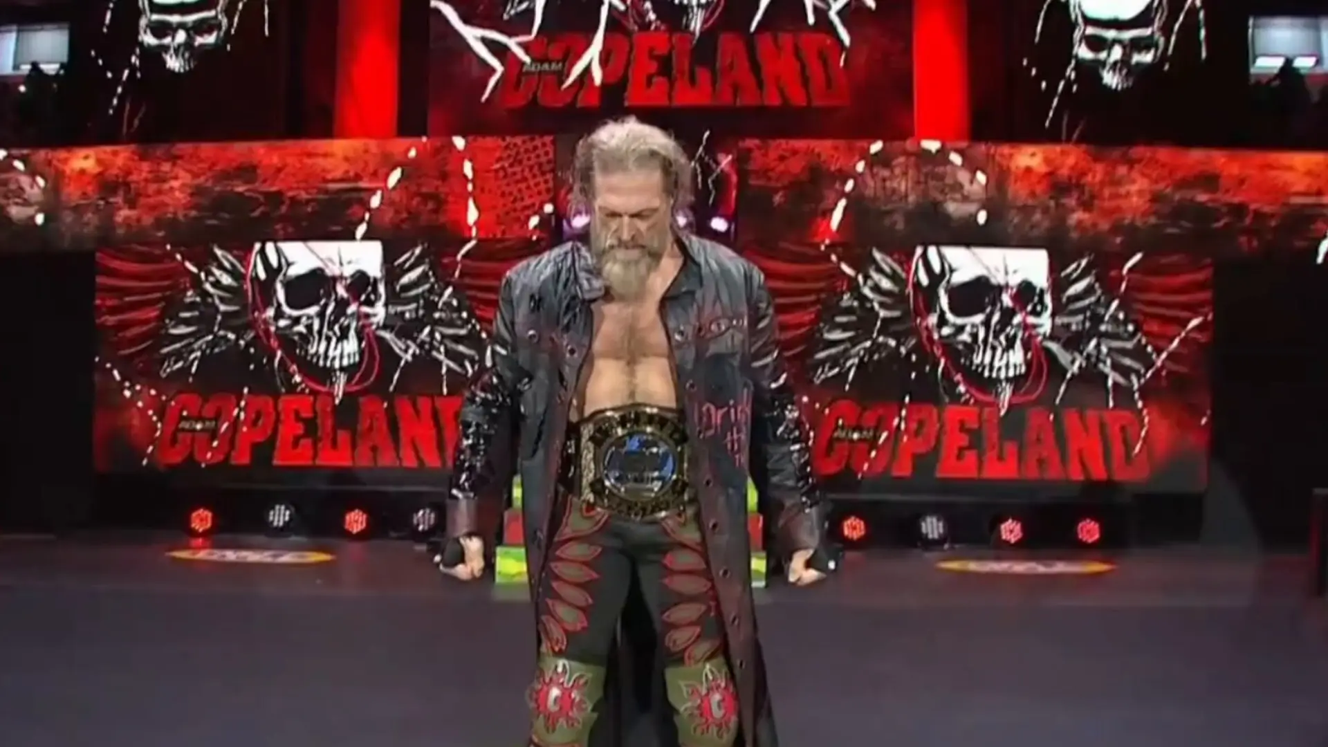 Adam Copeland (Edge) le rinde homenaje a Rey Mysterio en Grand Slam México Adam Copeland