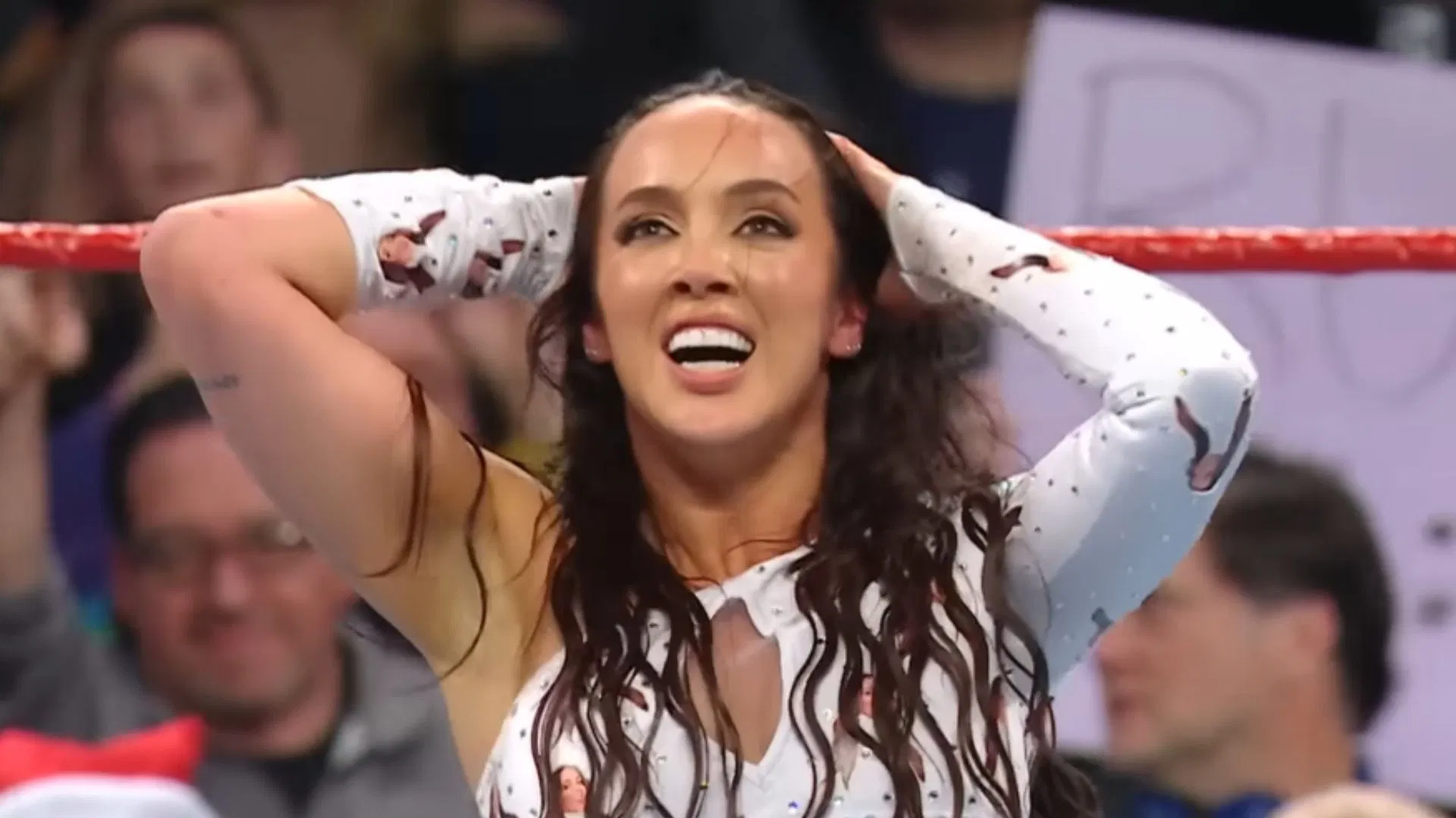 Chelsea Green revela sufrió lesión en WWE Smackdown; Incierto su futuro como campeona Chelsea Green
