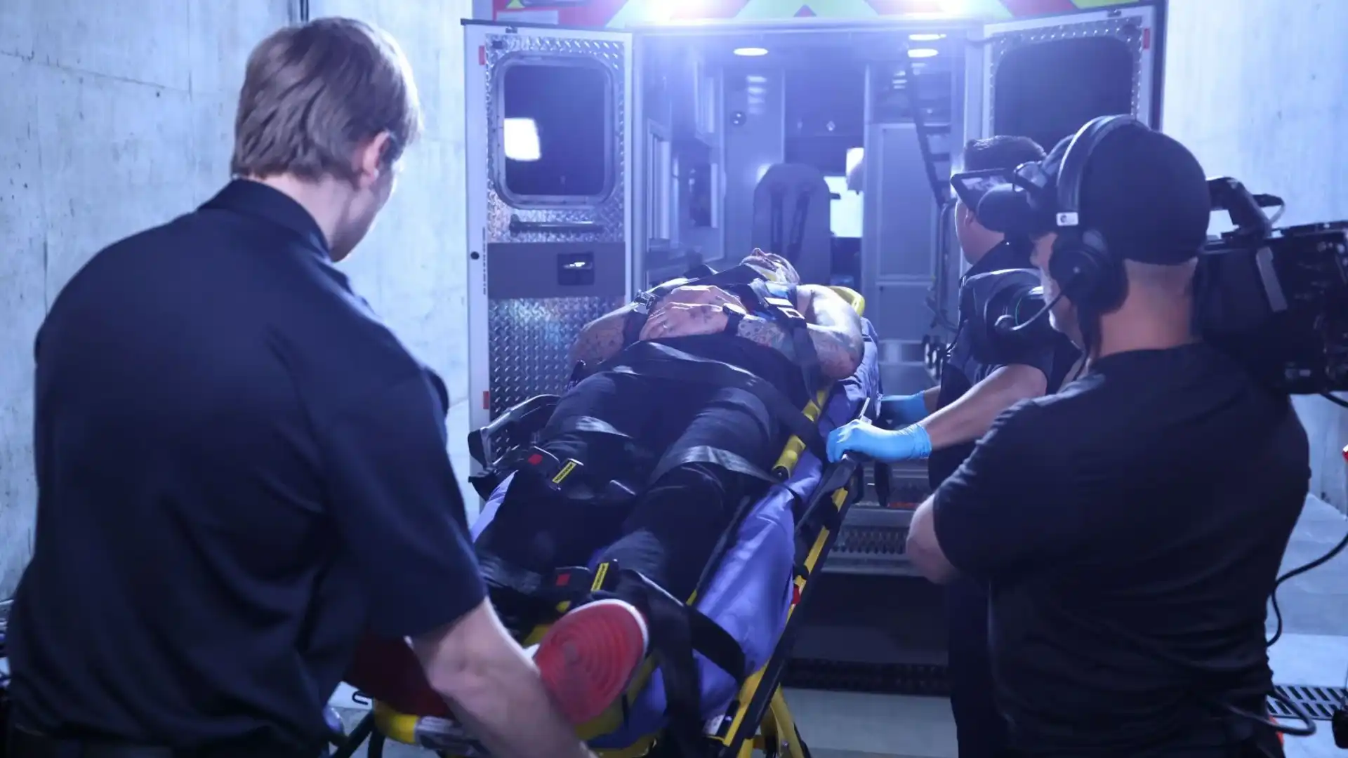 Lesión de exestrella de WWE obliga a detener lucha y dejar vacante importante campeonato Wolfe Ambulancia