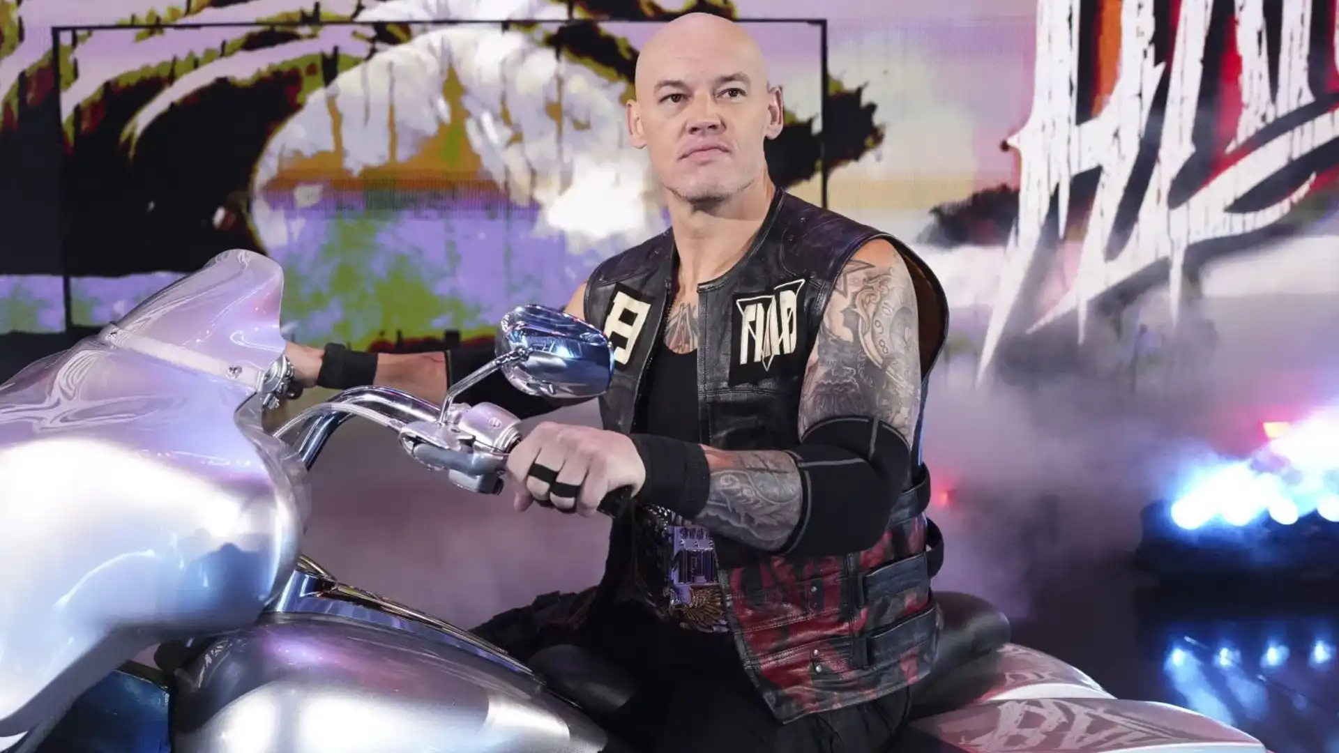 Baron Corbin revela por qué nunca llamó a Triple H para pedir regresar Baron Corbin