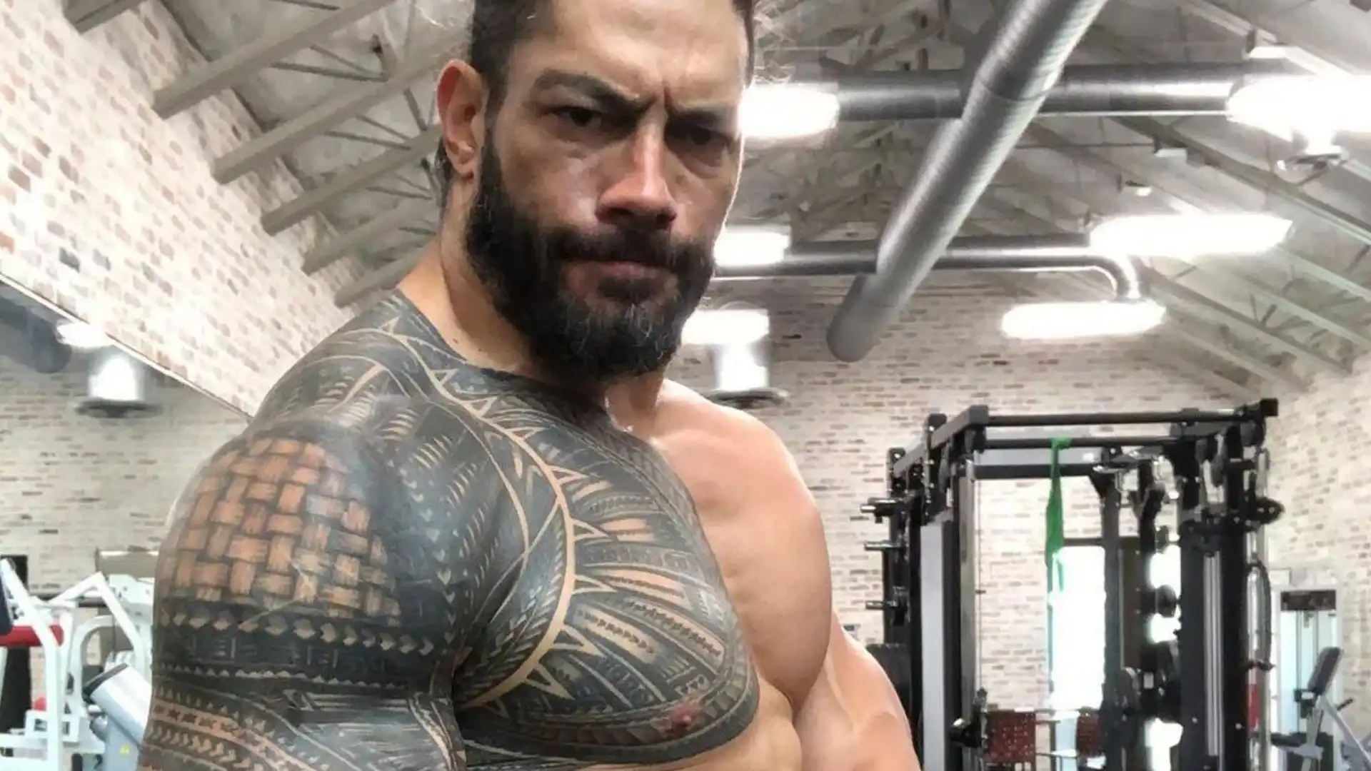Roman Reigns revela la inseguridad que todavía enfrenta pese a su impresionante físico Roman Reigns
