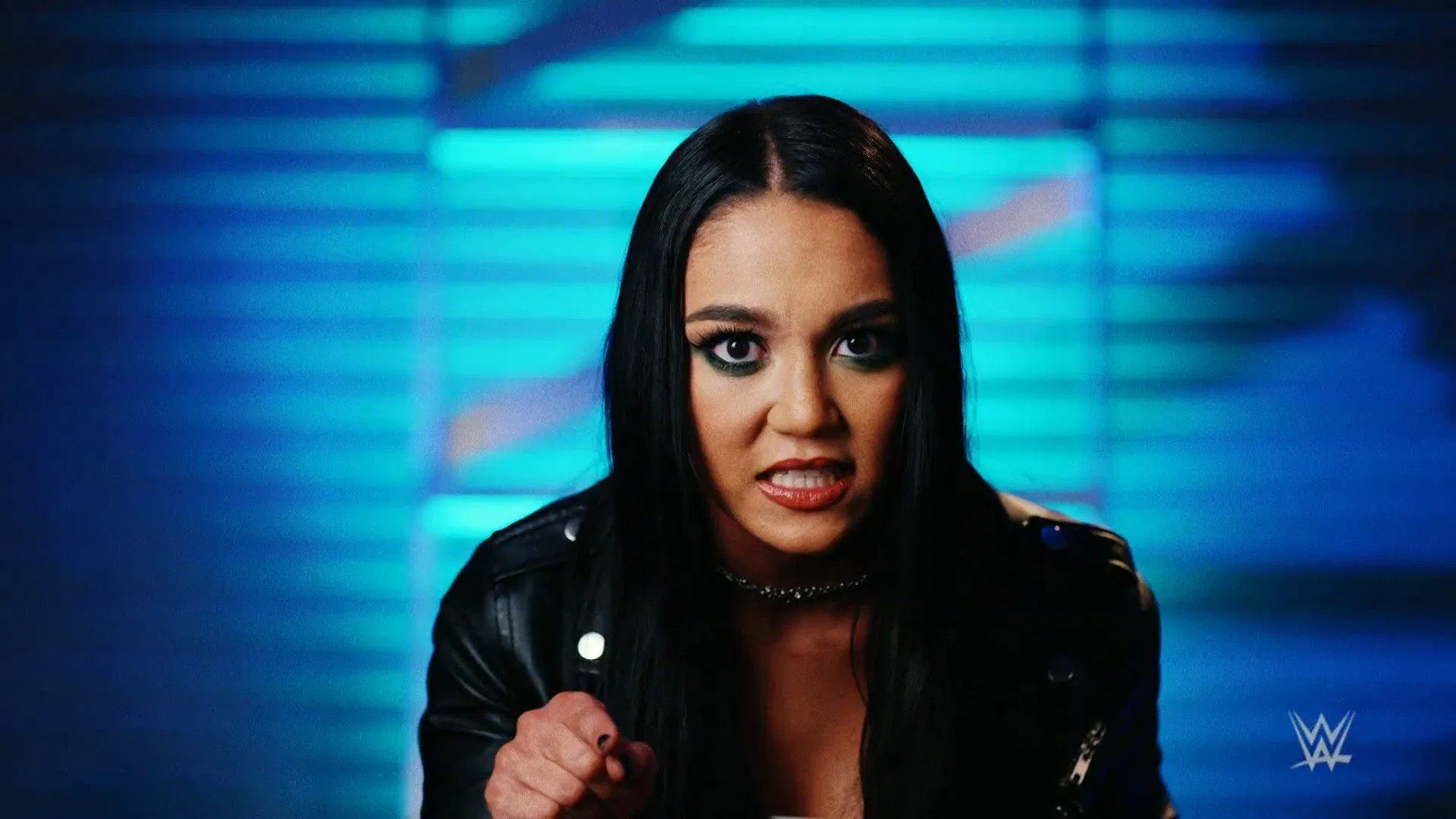 Roxanne Perez lanza fuerte amenaza a AJ Lee: quiere retirarla de WWE Roxanne Perez