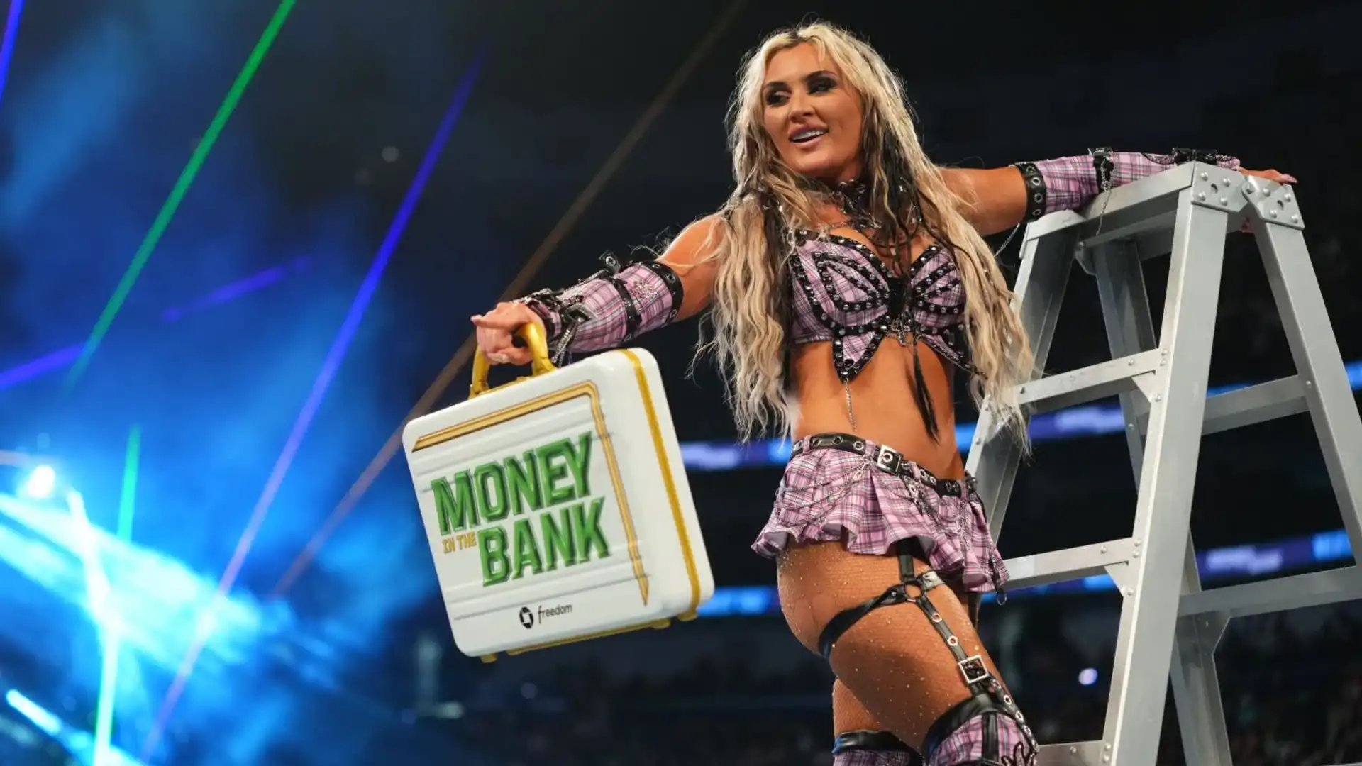 Tiffany Stratton revela lo que ocurrió tras su aparatosa caída en WWE Money in the Bank: “Todavía me duele” Tifanny Stratton